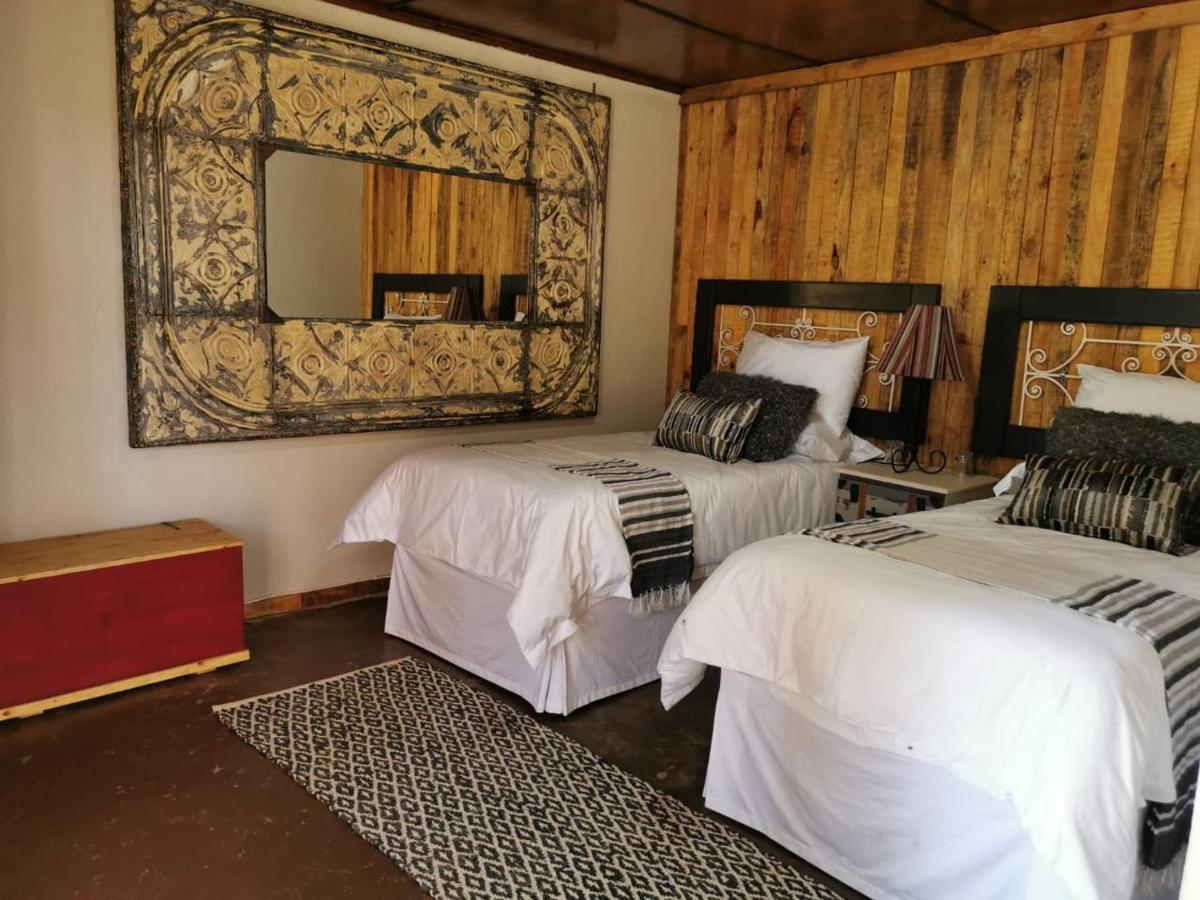 Kromdraai Guest Rooms Krugersdorp Exterior photo