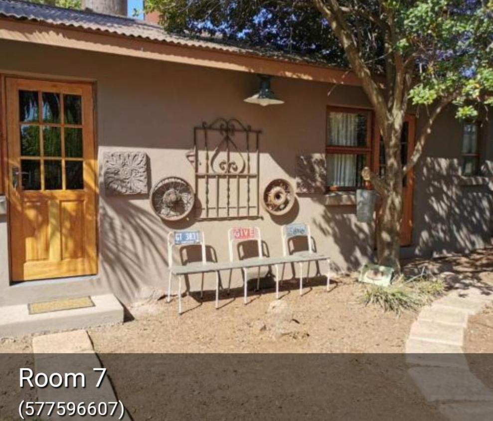 Kromdraai Guest Rooms Krugersdorp Exterior photo